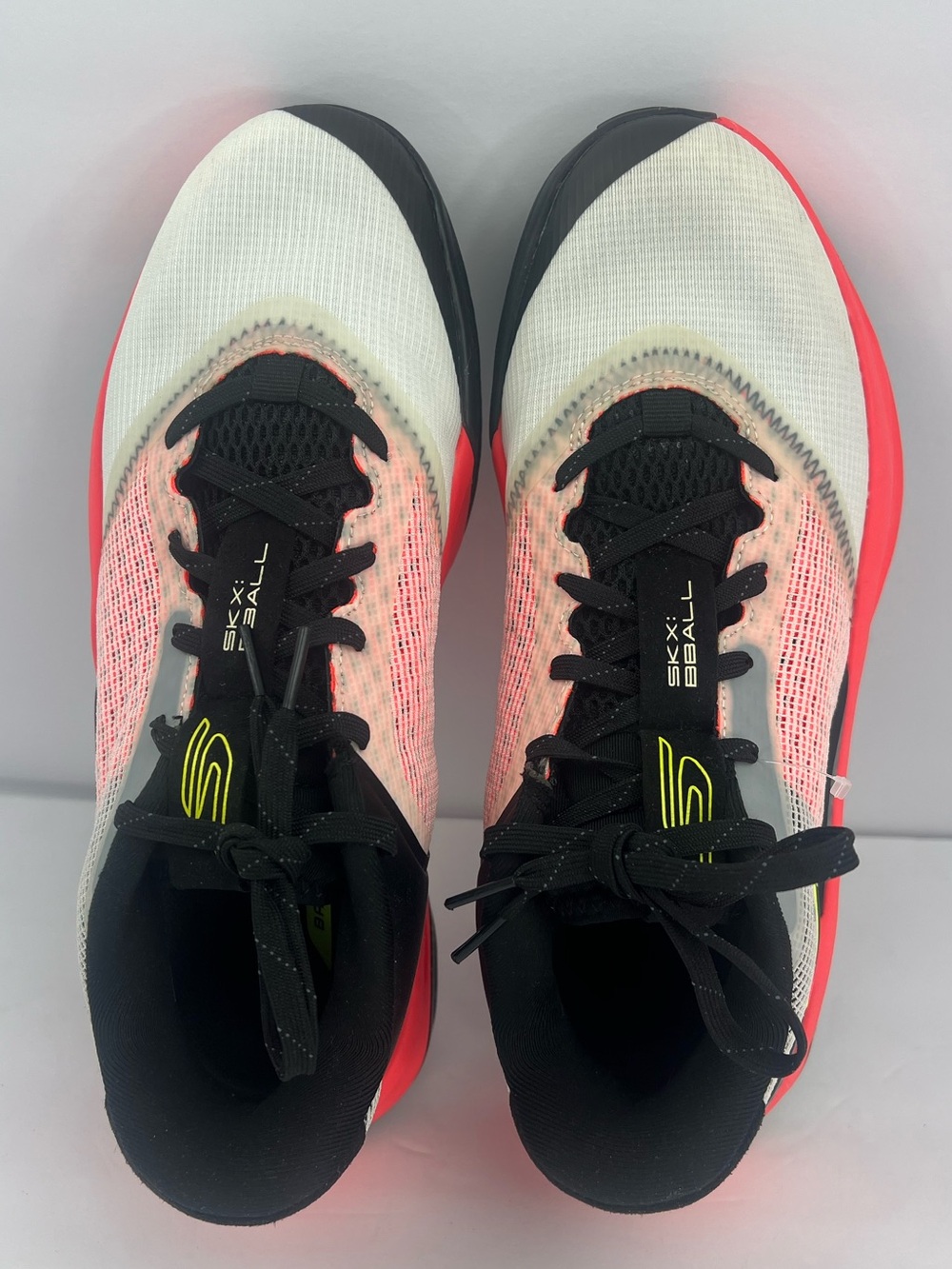 SKETCHERS PERFORMANCE SKX FLOAT BASKETBALL PERFORMANCE TENNIS SOES, SIZE 8.5 - Picture 7 of 17